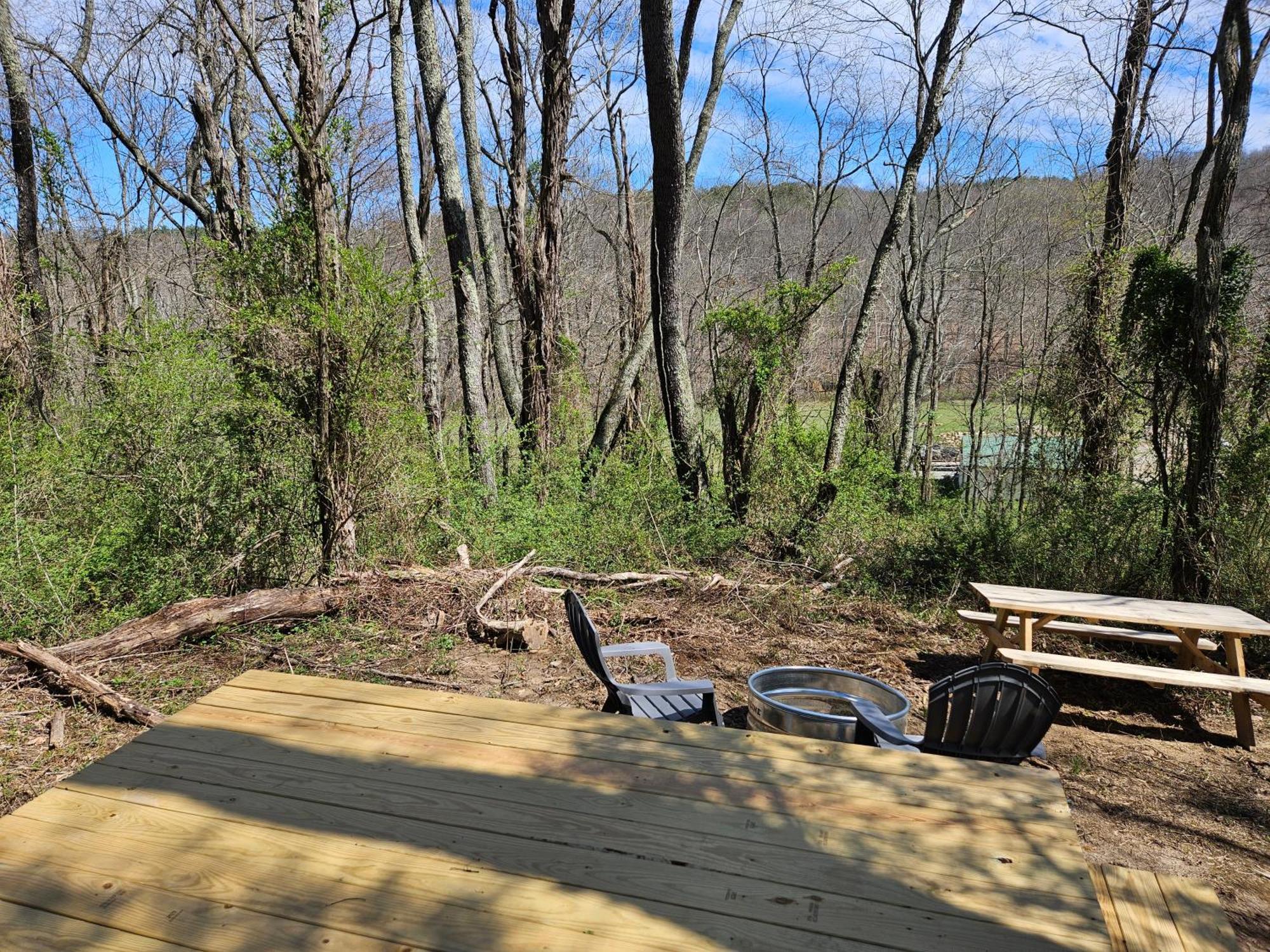 Cardinal Cove Campsite At Hocking Vacations - Tent Not Included Logan Eksteriør bilde