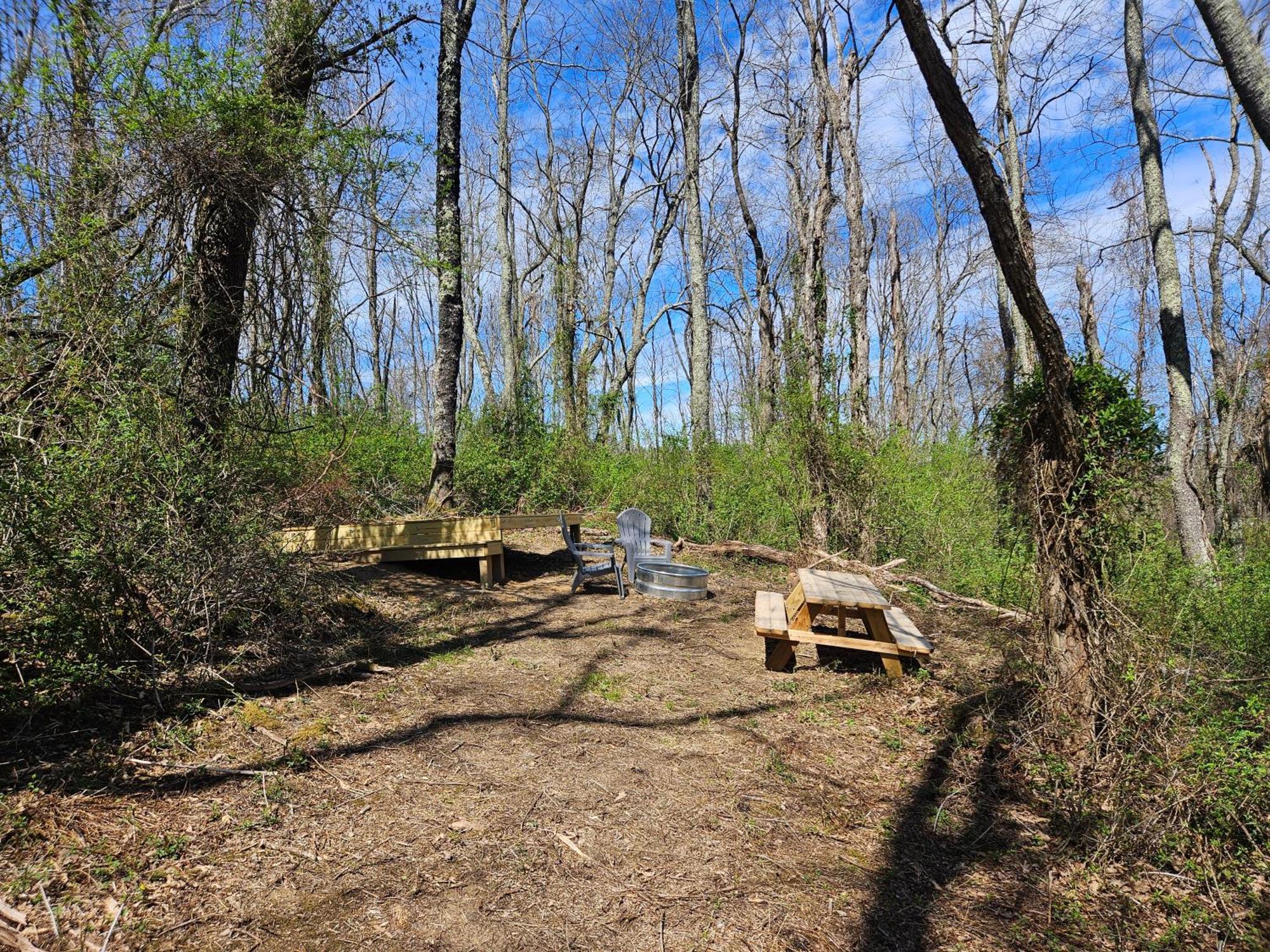 Cardinal Cove Campsite At Hocking Vacations - Tent Not Included Logan Eksteriør bilde